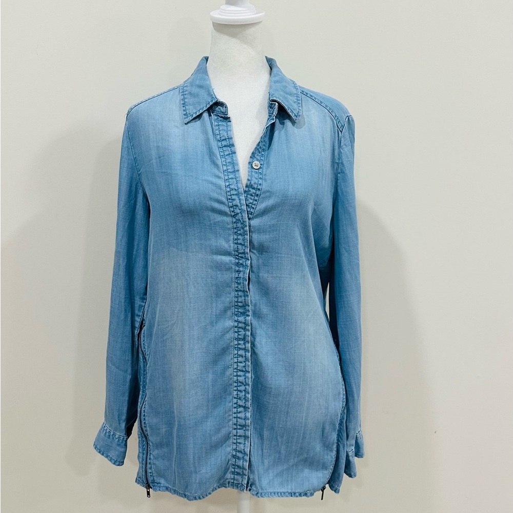 Chico’s Women’s Blue Blouse With Lace Inserts Roll Up Sleeve Size 0 (XS)
